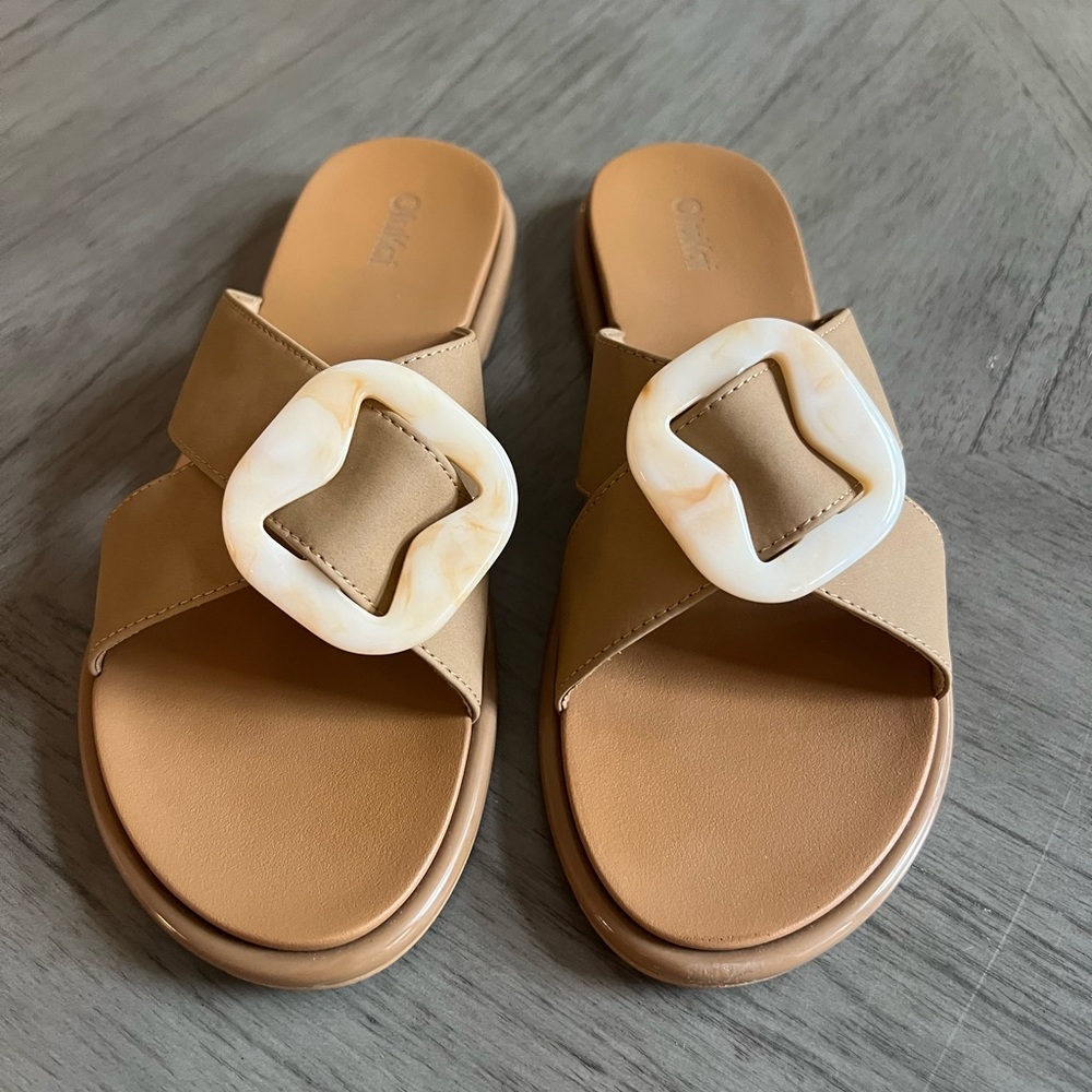 OluKai La’i slides